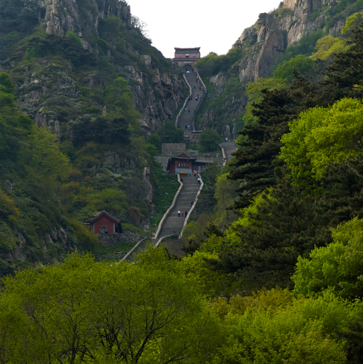 /wp-content/uploads/2025/05/Tai_an-Qufu-The-Birthplace-of-Confucius3.jpg