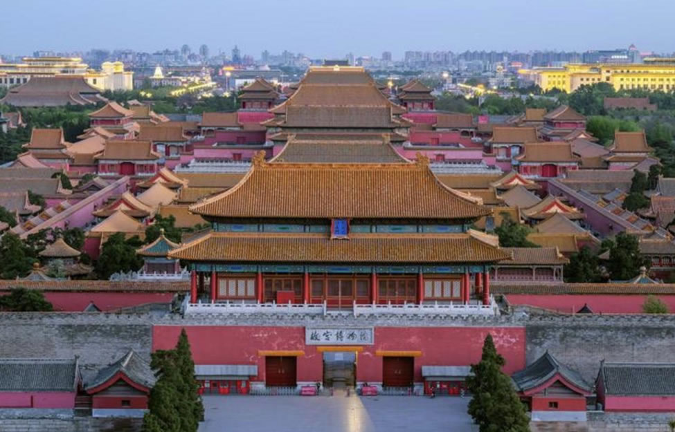 Explore China’s Forbidden City on a one-day educational trip, discovering imperial history and cultural heritage