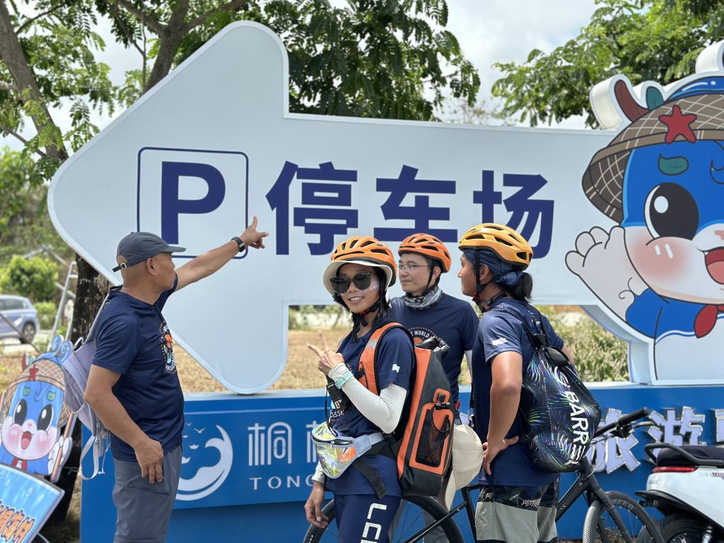 School trip leaders on cycling program in China