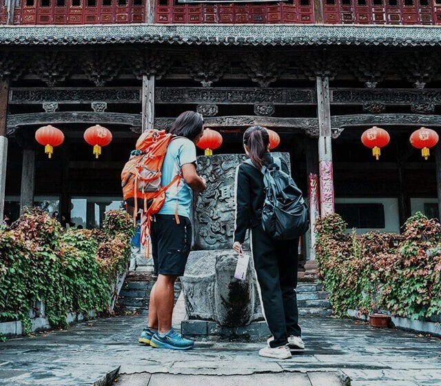 Restoring Ancient Abodes in Huangshan 